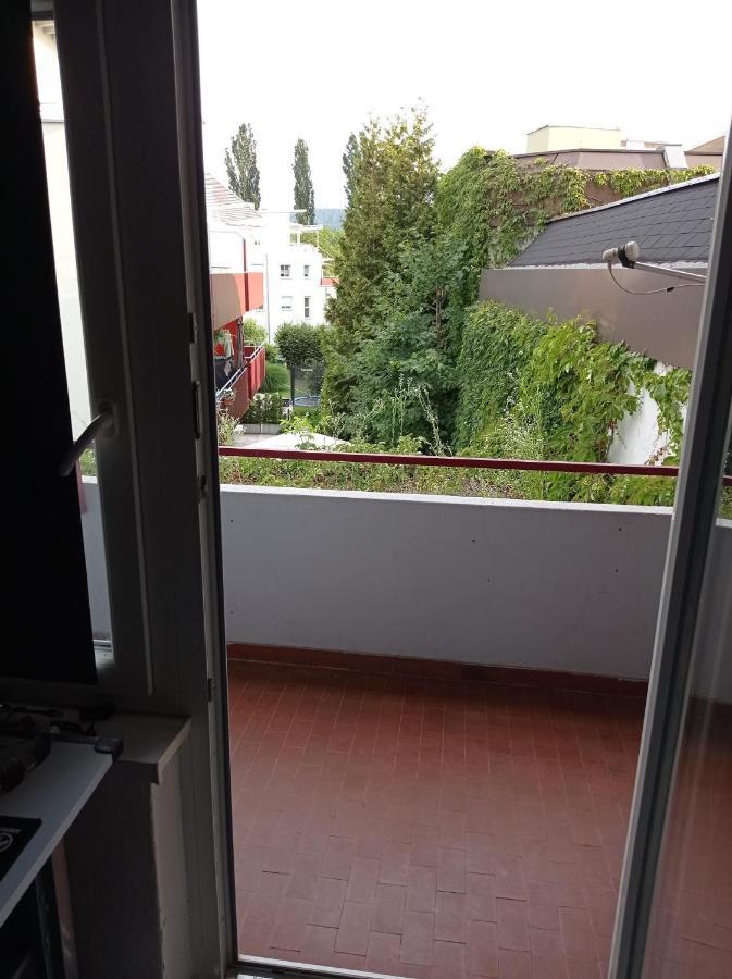 Ferienwohnung Mit Balkon In Krumpendorf Dış mekan fotoğraf