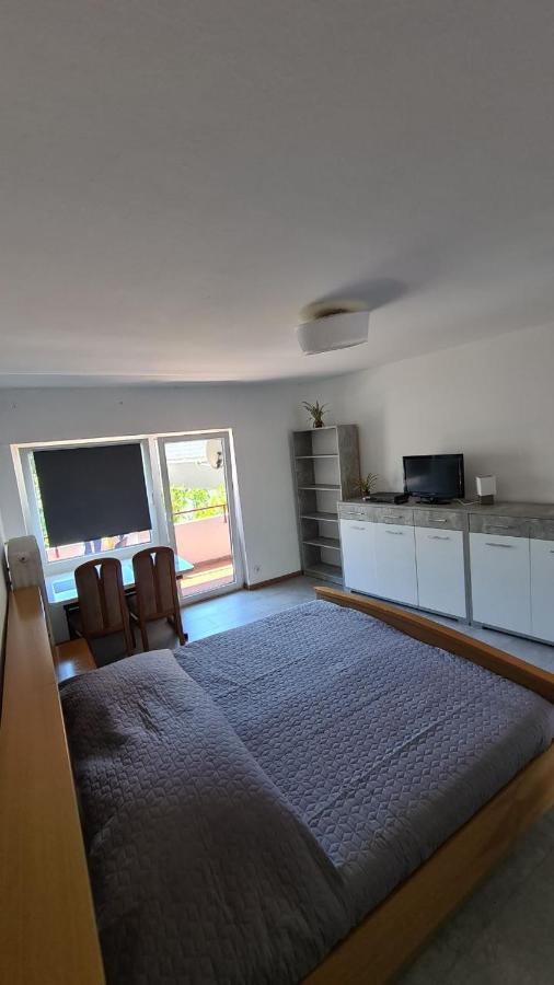 Ferienwohnung Mit Balkon In Krumpendorf Dış mekan fotoğraf